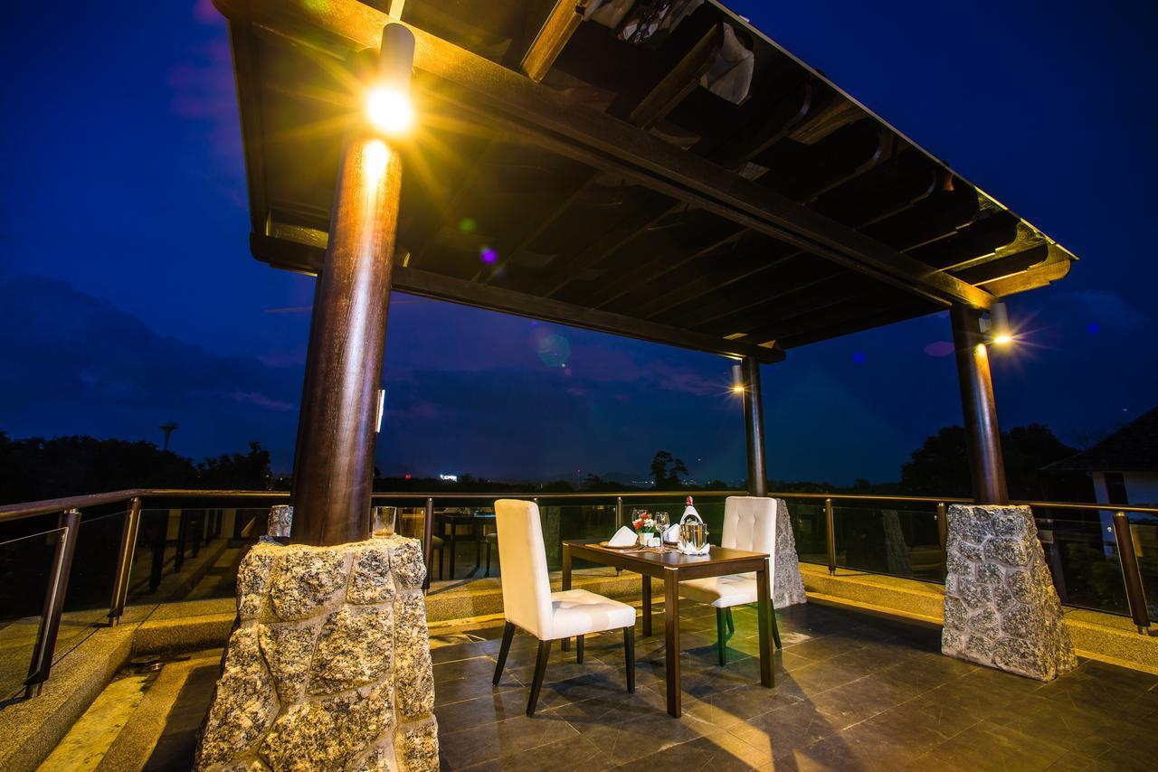 Phumundra Resort Phuket Extérieur photo